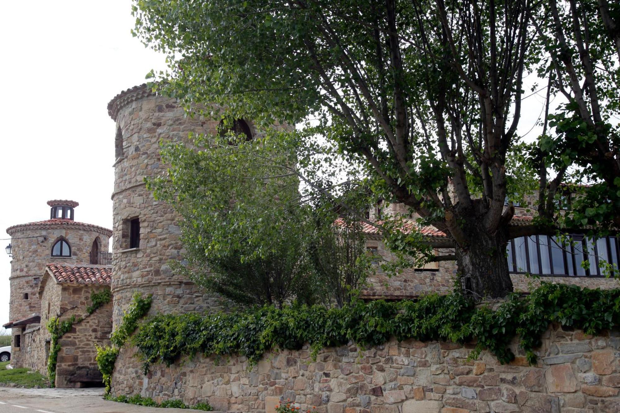 Casona Santa Coloma Pension Matute de la Sierra Buitenkant foto